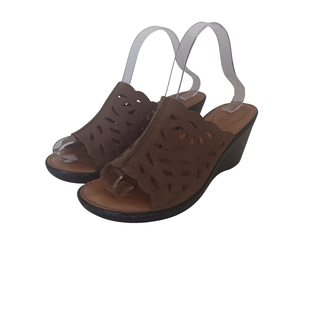 Born Wedge Sandals Womens 9 Brown Suede Laser Cut Floral Scalloped Mule Slides